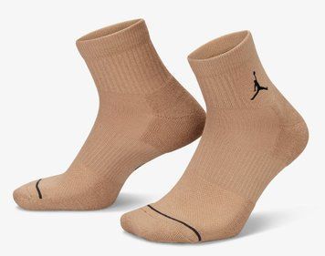 Шкарпетки Nike U J ED CUSH POLY ANKLE 3PR 144 бежевий, коричневий, фіолетовий Уні  DX9655-905