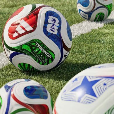 Футбольный мяч Adidas FIFA World Cup 26 Trionda Competition Ball (JD8031), размер №5 JD8031
