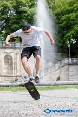 Скейтборд Schildkröt Skateboard Slider 31" Cool King чорний, мультиколор Max: 80 кг 00000014384